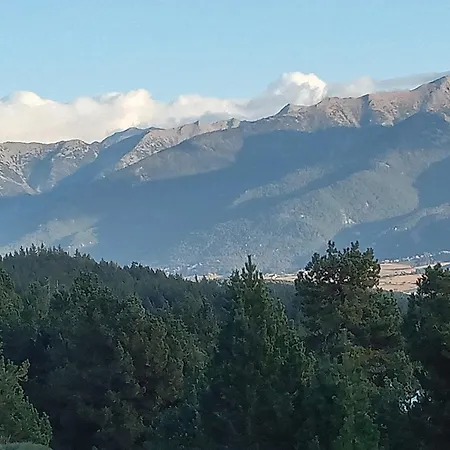 Pyrenees 2000 *